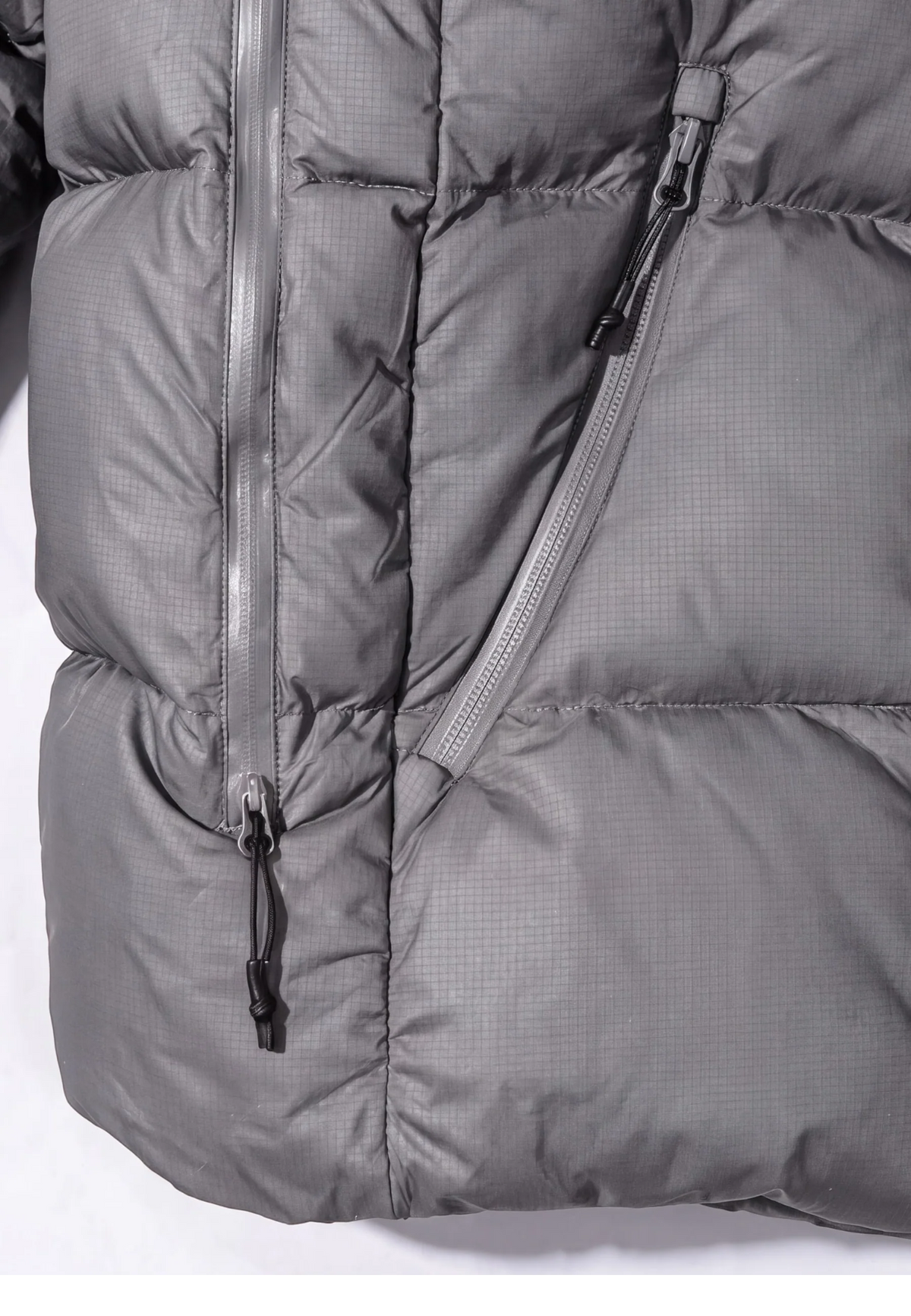 Hiking Patrol Horizon 800FP Hooded Down Jacket Slate Brown ポケット詳細