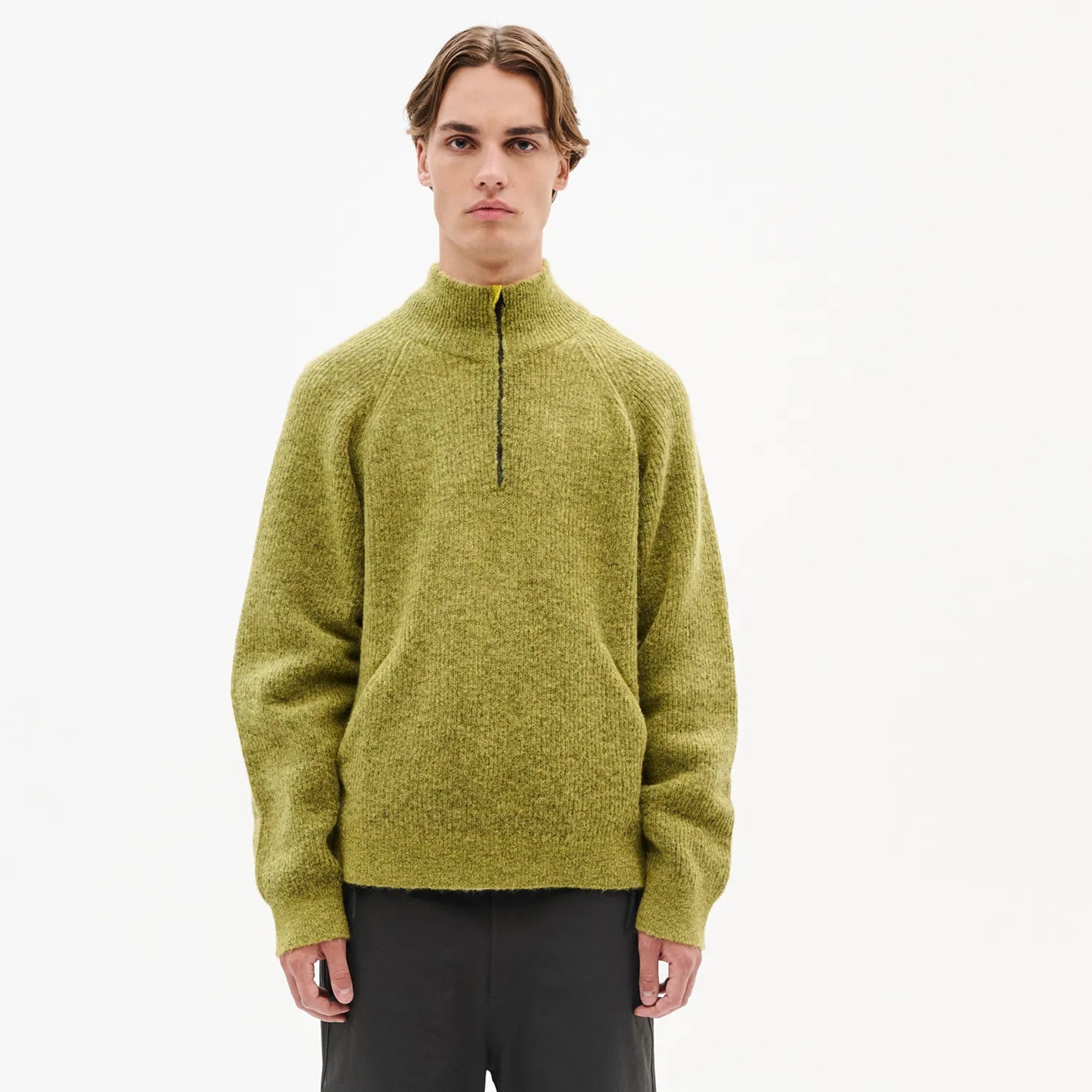 Hiking Patrol ESSENCE MOHAIR MIXED KNIT TOP YELLOW 着用イメージ 正面