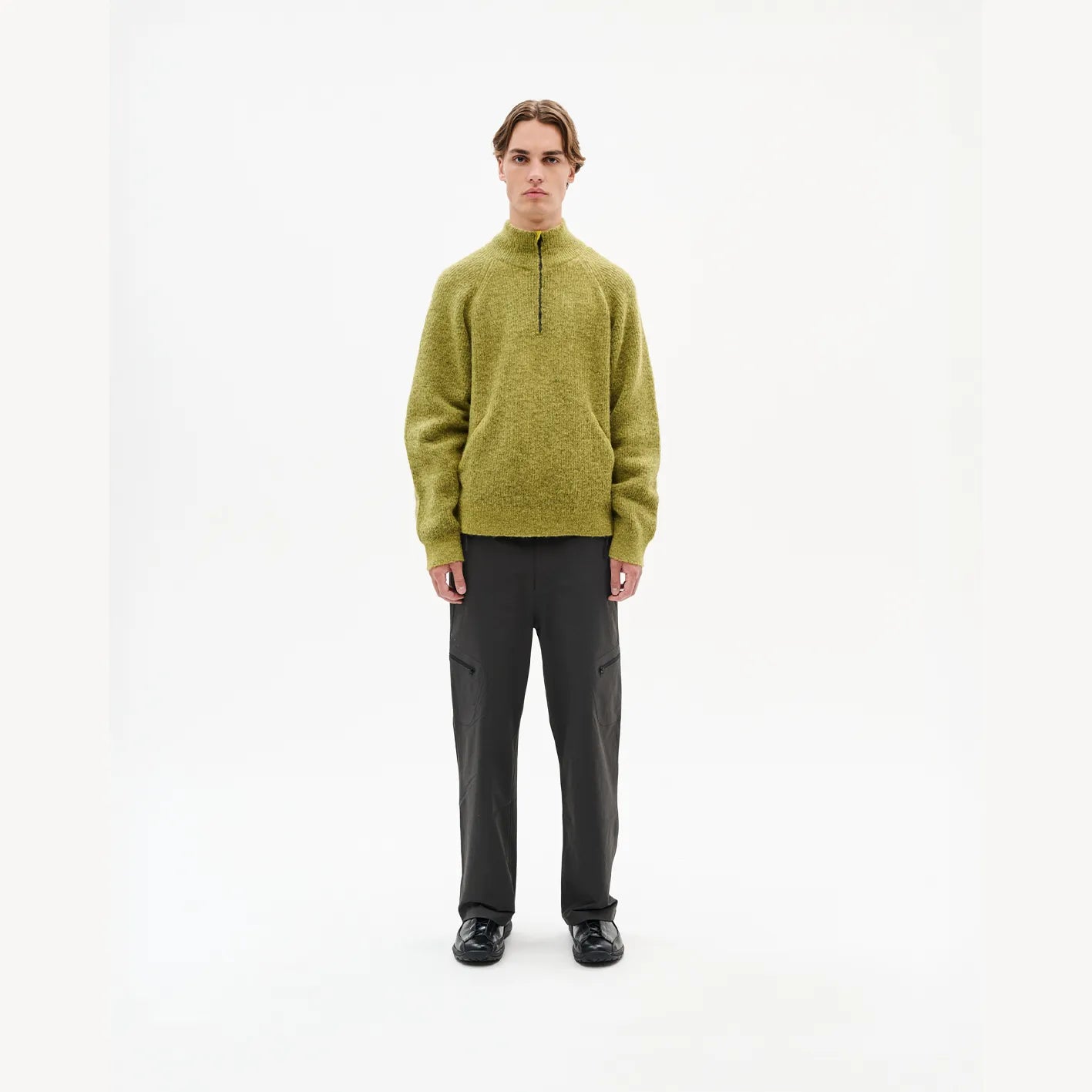 Hiking Patrol ESSENCE MOHAIR MIXED KNIT TOP YELLOW 着用イメージ 全身スタイリング