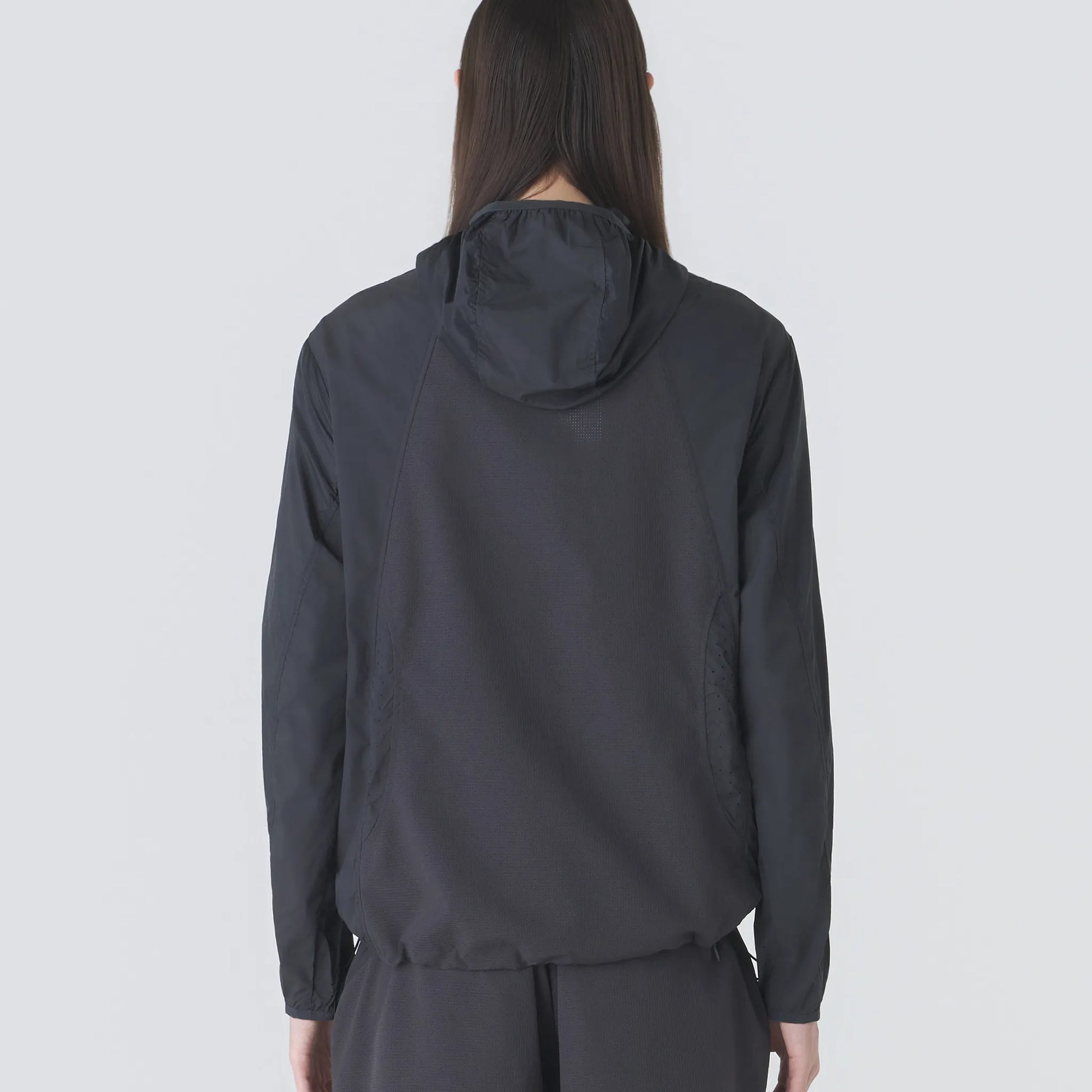 Hiking Patrol ORBIT LT TECHNICAL JACKET CHARCOAL BLACK バックデザイン 背面シルエット