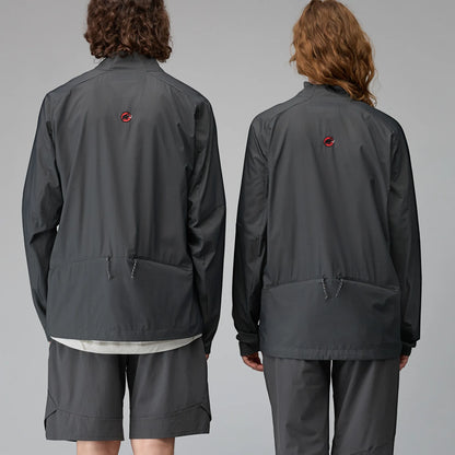 Hiking Patrol × MAMMUT WB JACKET GABBRO 背面シルエット 着用イメージ