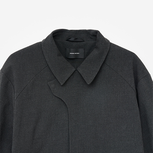 Hiking Patrol WAYPOINT TEXTURE JACKET DK GREY 首元詳細