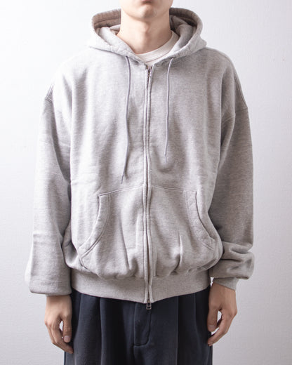 UNIVERSAL PRODUCTS. Jumberca Zip Up Hoodie Gray 着用イメージ 正面