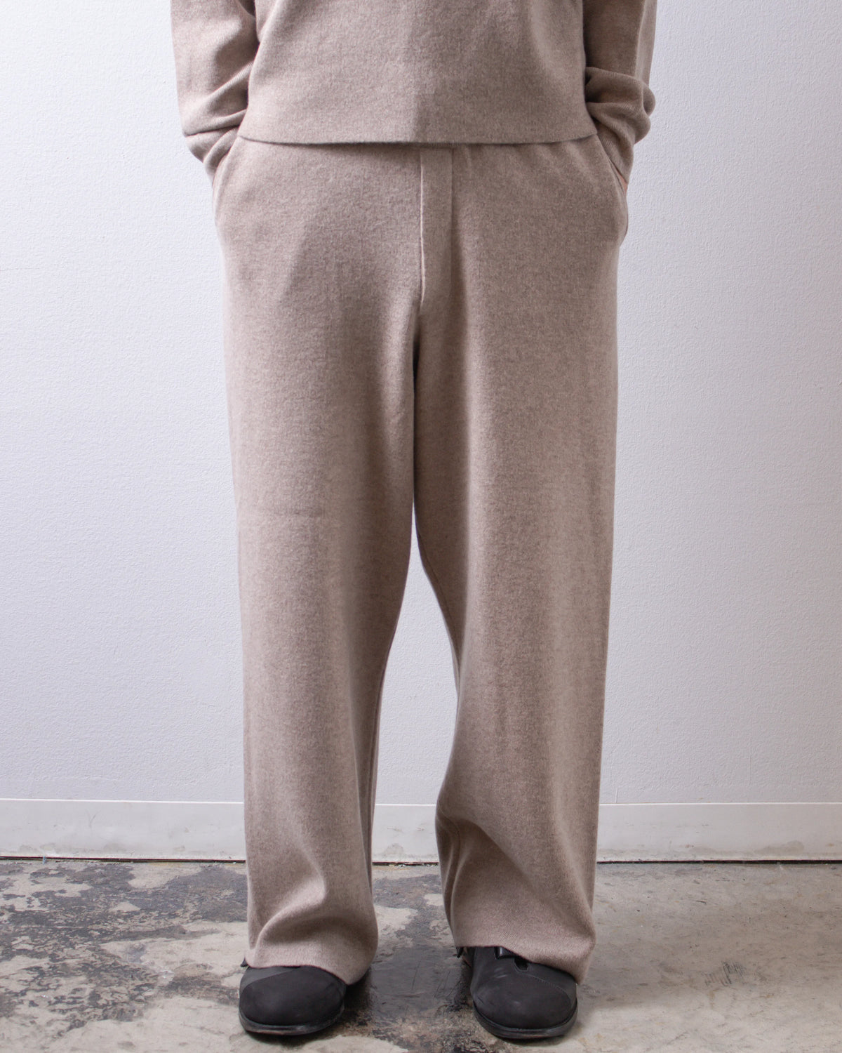 MEIAS Wool Cashmere Wide PT T.Beige 着用イメージ 正面