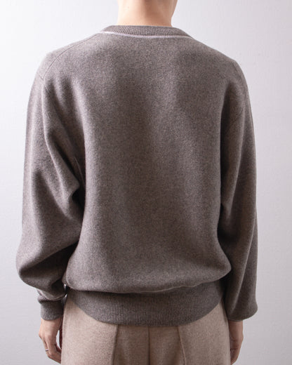 MEIAS Pure Cashmere Sweat PO Moca 着用イメージ 背面