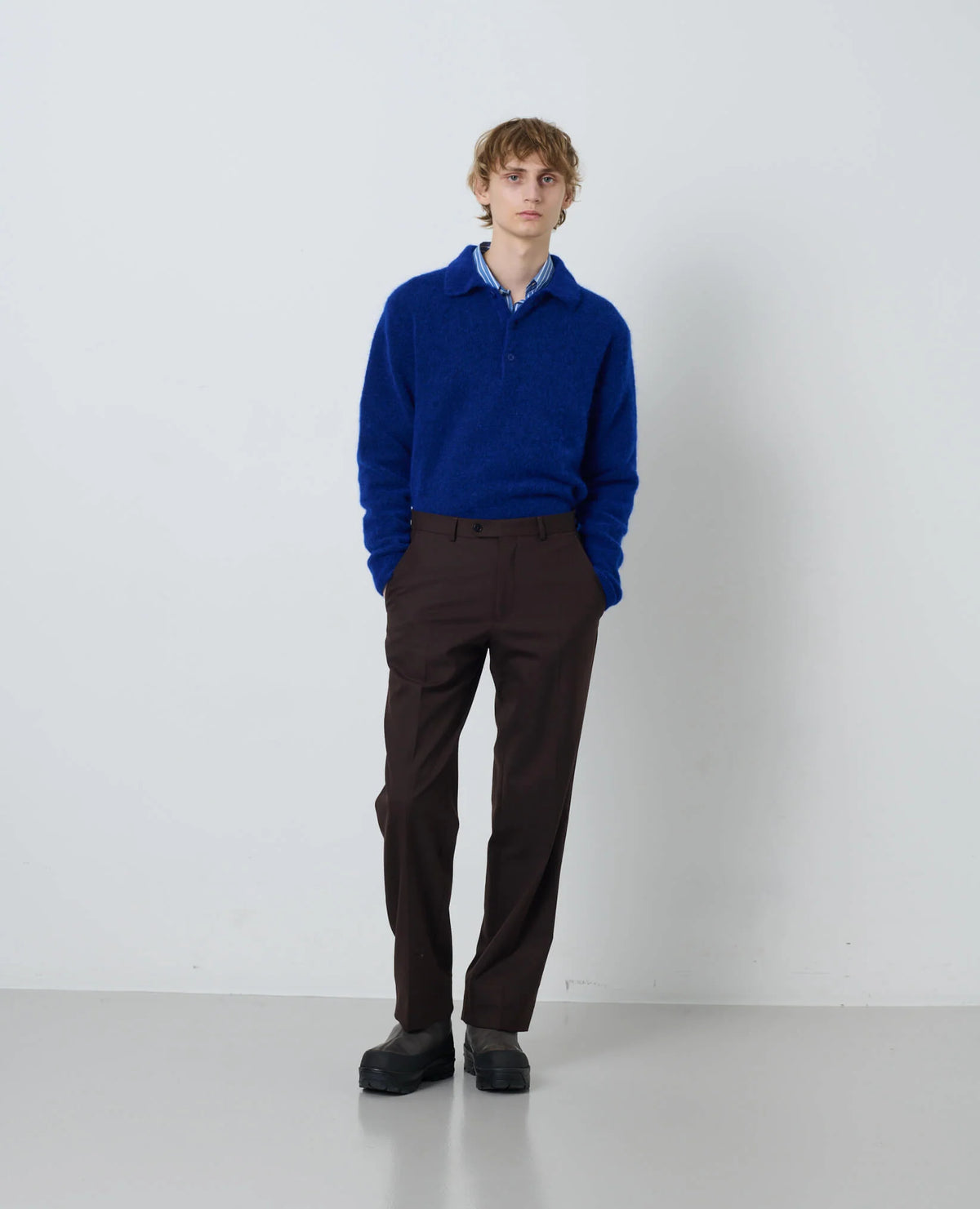 SUNFLOWER Mohair Polo Klein Blue 全身スタイリング 正面