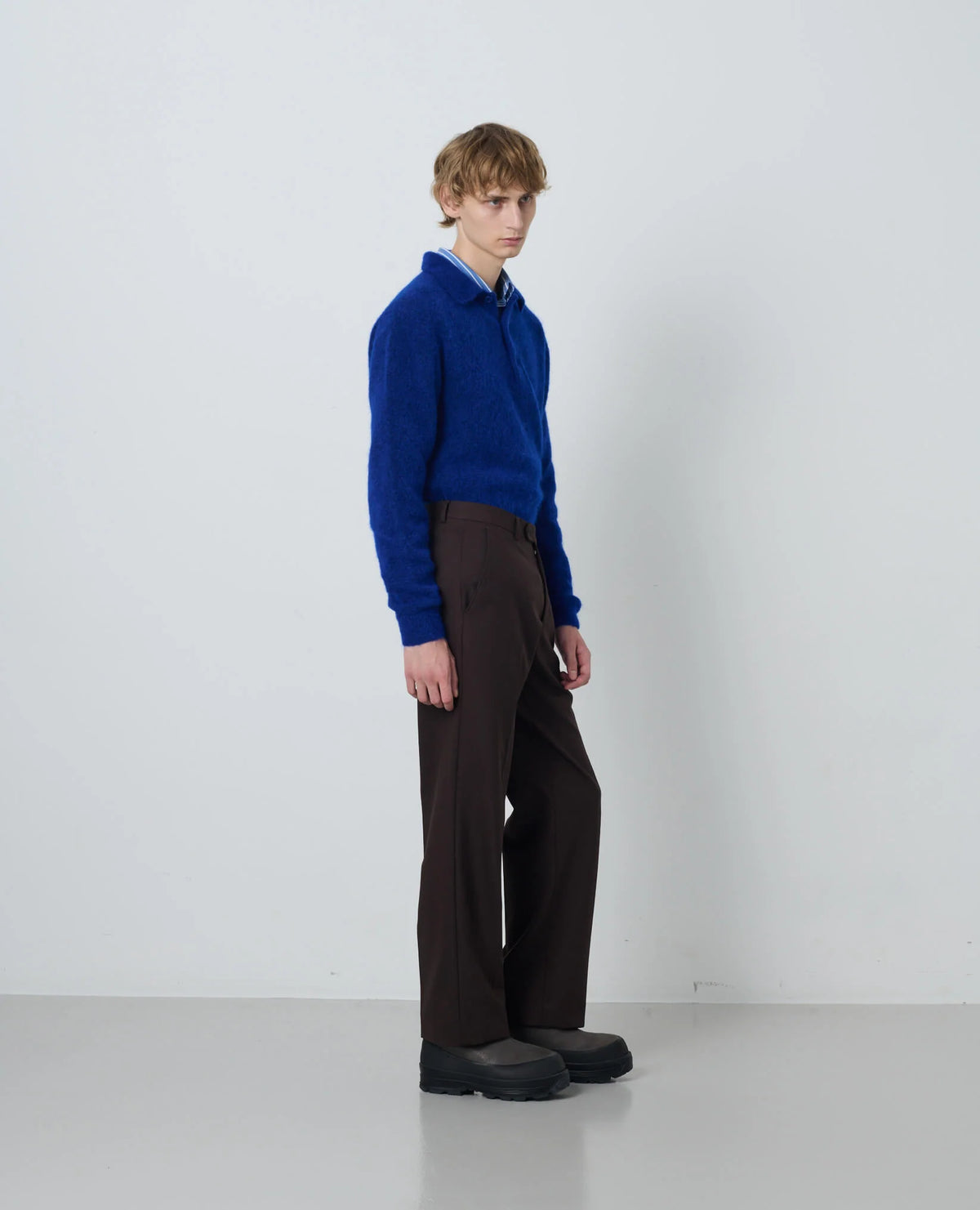 SUNFLOWER Mohair Polo Klein Blue 着用イメージ 側面