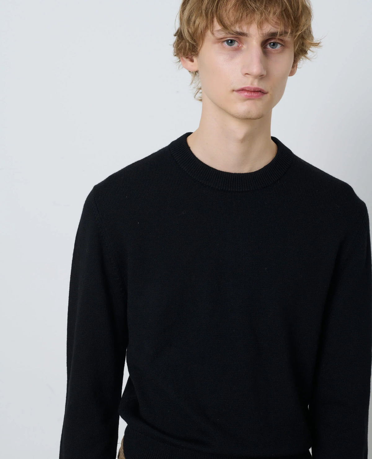 SUNFLOWER Moon Merino Black 着用イメージ LOOK