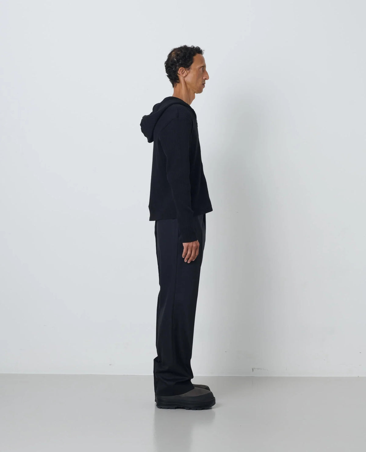 SUNFLOWER Rib Zip Sweat Black 側面