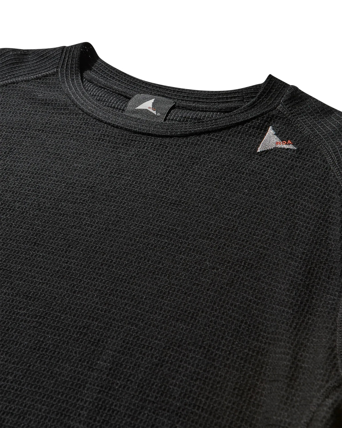 ROA ASHI Wool Tencel Baselayer Short Sleeve Black 胸元詳細