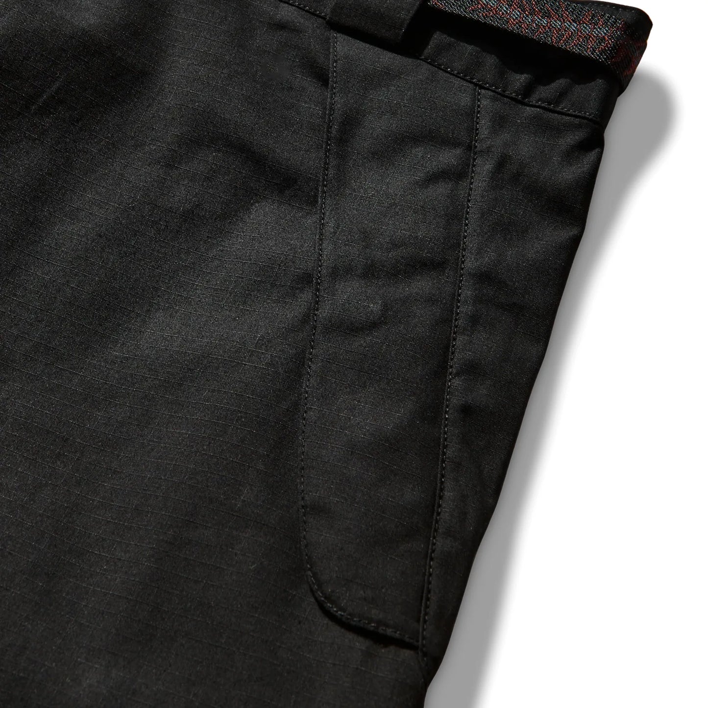 ROA Centipede Buckle Chino Pant Black ポケットディテール フラップ仕様