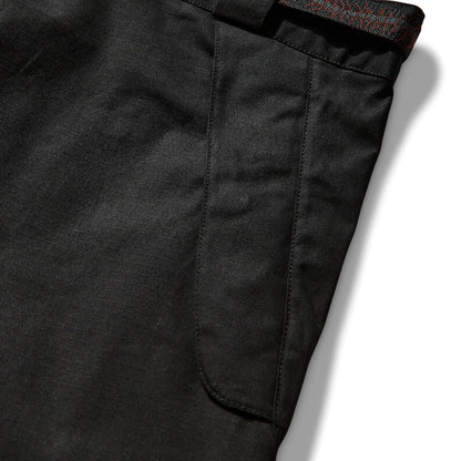 ROA Centipede Buckle Chino Pant Black ポケットディテール フラップ仕様