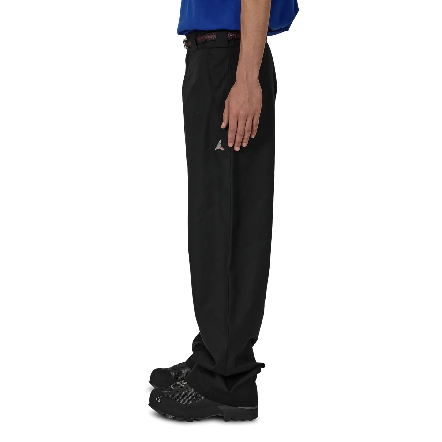 ROA Centipede Buckle Chino Pant Black 着用イメージ サイドシルエット フィット感