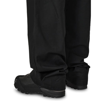 ROA Centipede Buckle Chino Pant Black 着用イメージ 裾背面ディテール