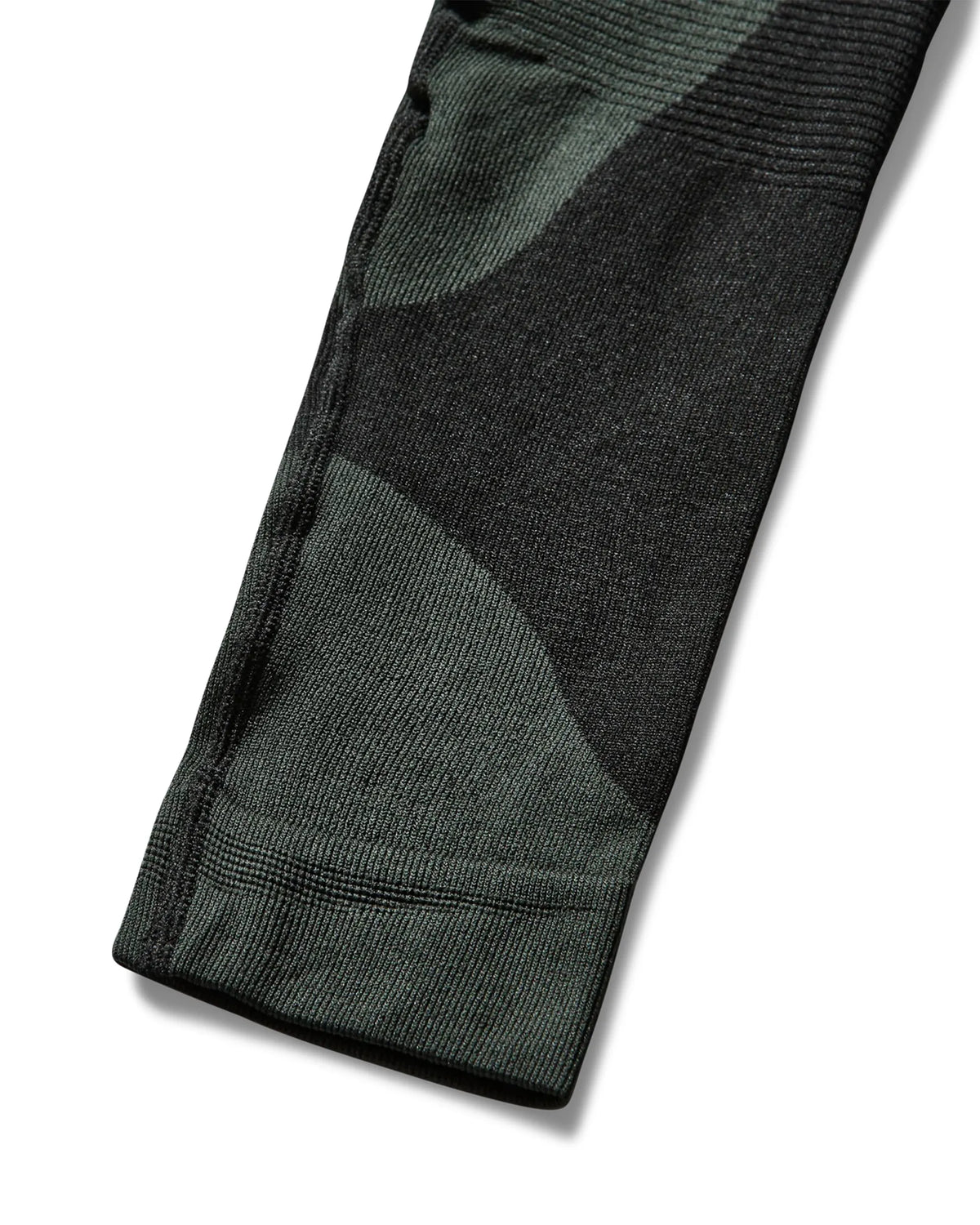 ROA DAZE Compression Long Sleeve Q-Skin Black 袖口詳細