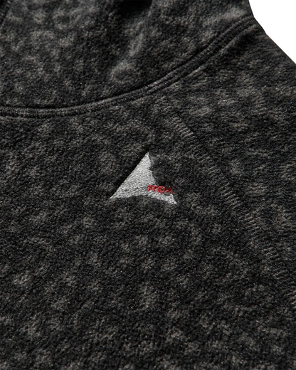 ROA DROWI Polar Fleece Hoodie Leo Black 商品画像 ロゴディテール