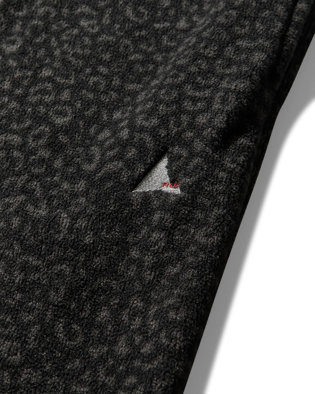 ROA DROWI Polar Fleece Sweatpants Leo Black ロゴ詳細 刺繍