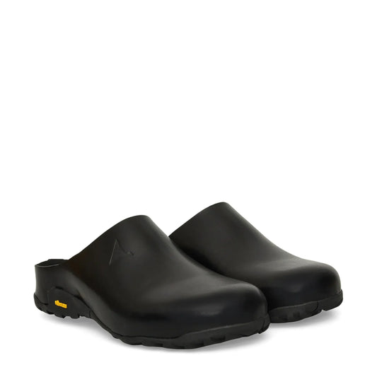 ROA Fedaia Black フロントデザイン シューズ 全体ビュー