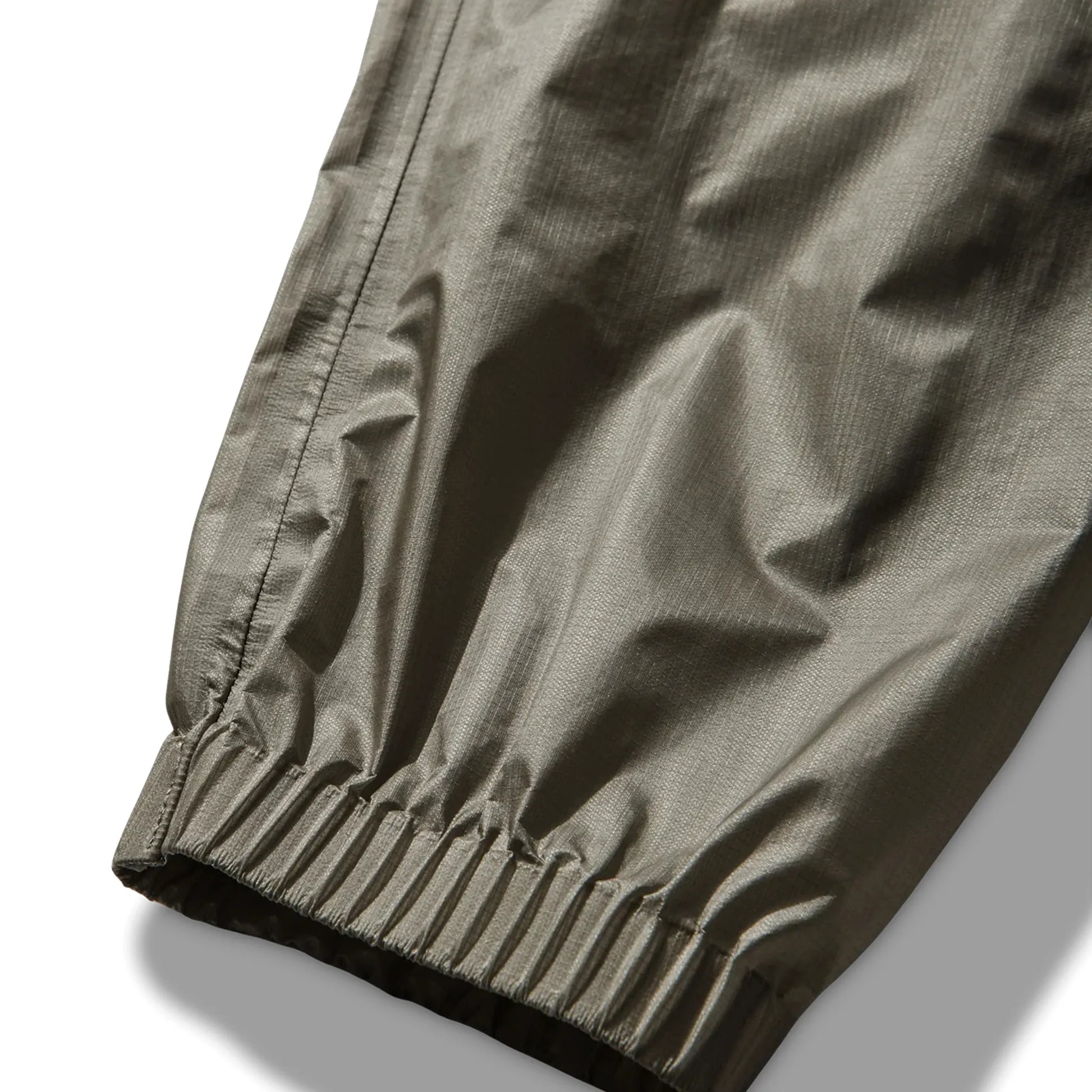 ROA Glasslike 3L 10K Waterproof Jacket Sage Green 袖口ディテール ゴムバンド仕様