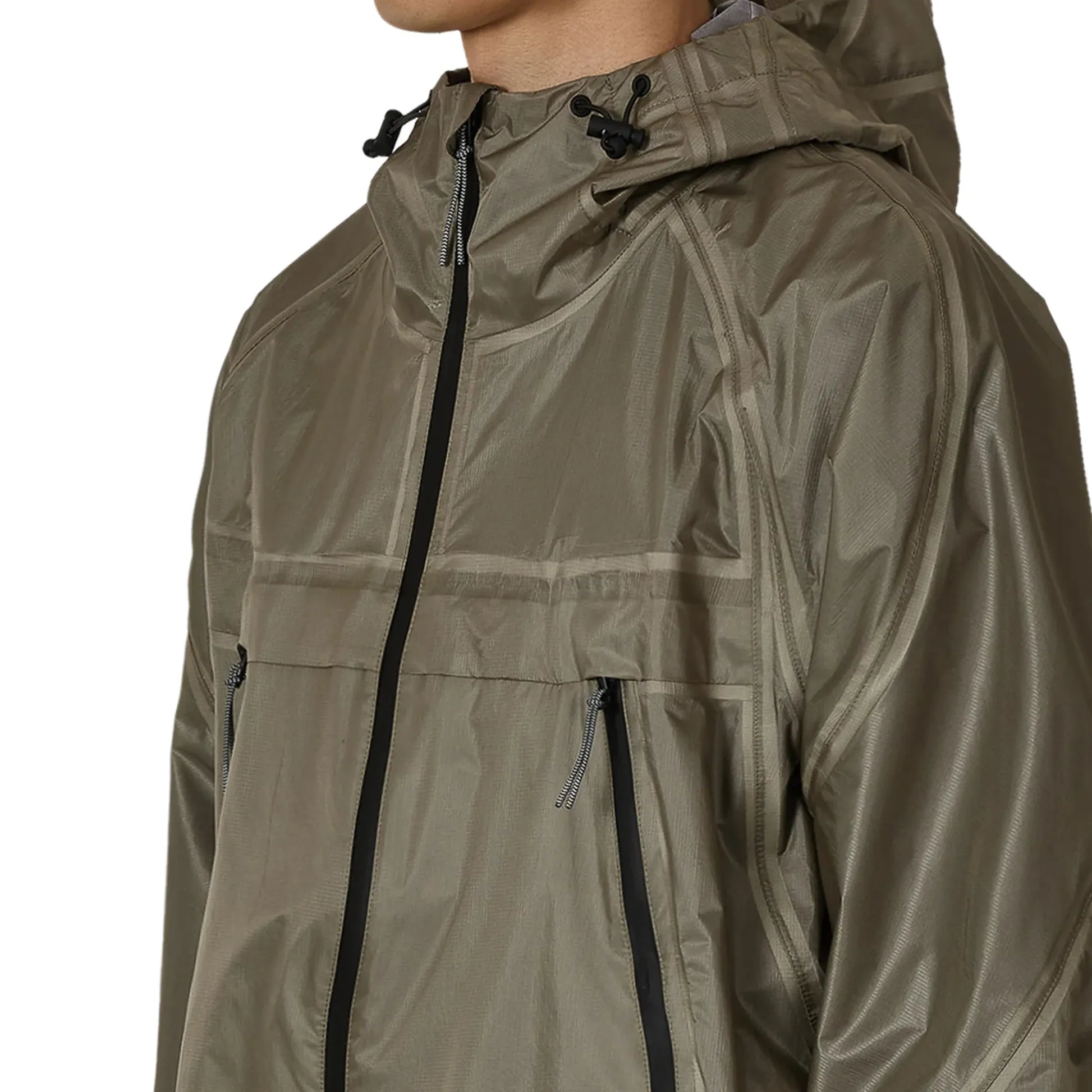 ROA Glasslike 3L 10K Waterproof Jacket Sage Green 着用イメージ チェストディテール 防水仕様