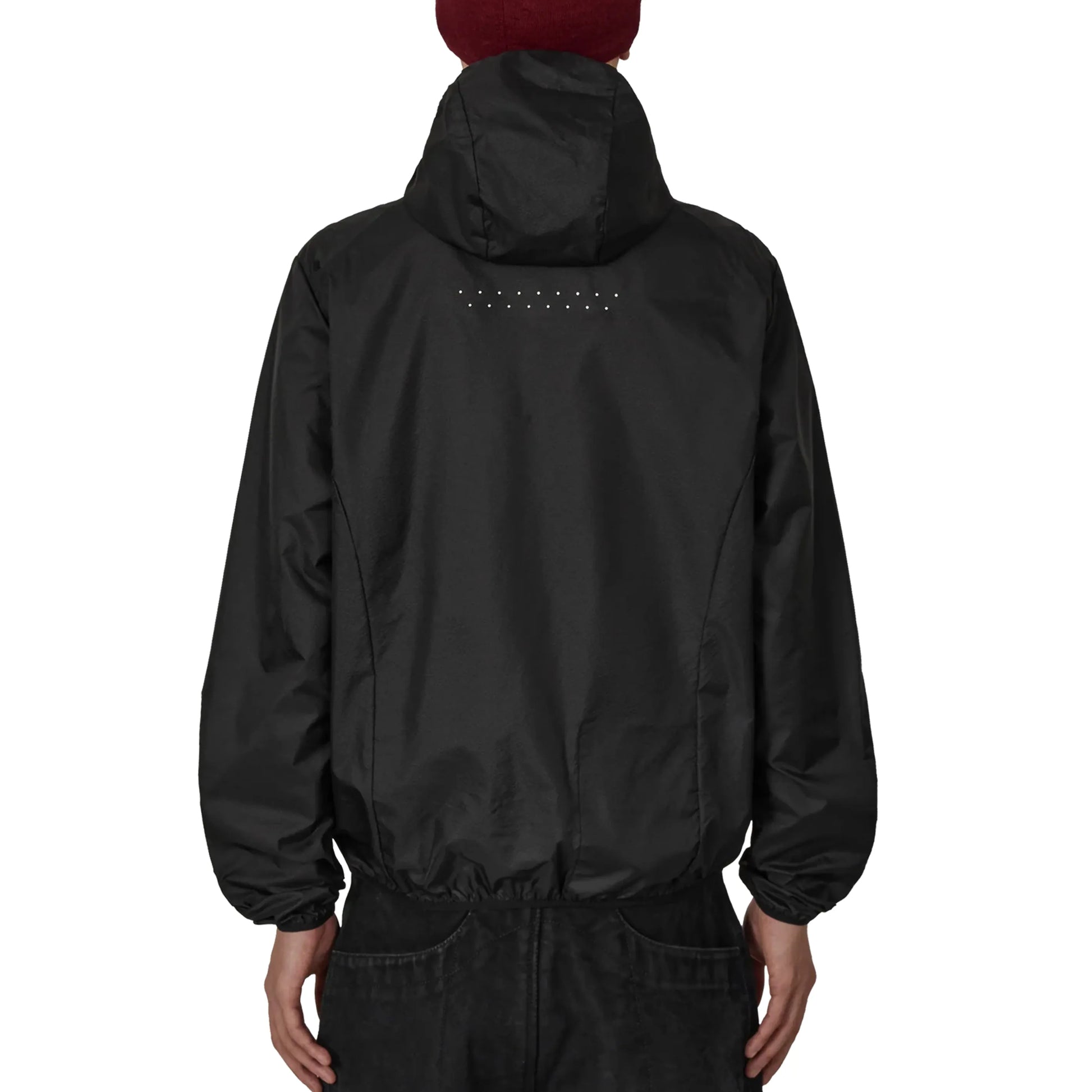 ROA HUE Packable Wind Jacket Black 着用画像 背面