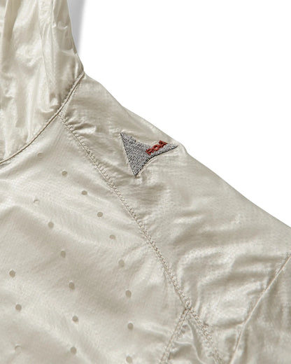 ROA HUE Packable Wind Jacket Dirty White ロゴ詳細