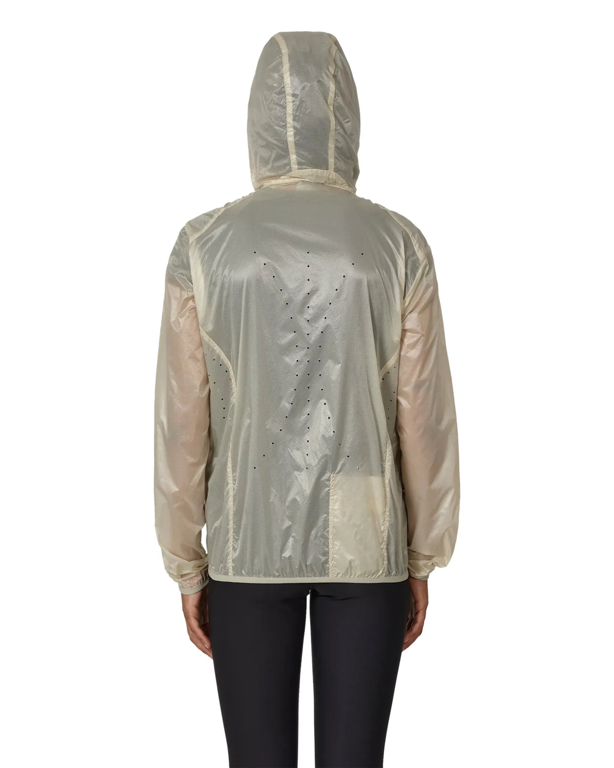 ROA HUE Packable Wind Jacket Dirty White 着用イメージ 背面