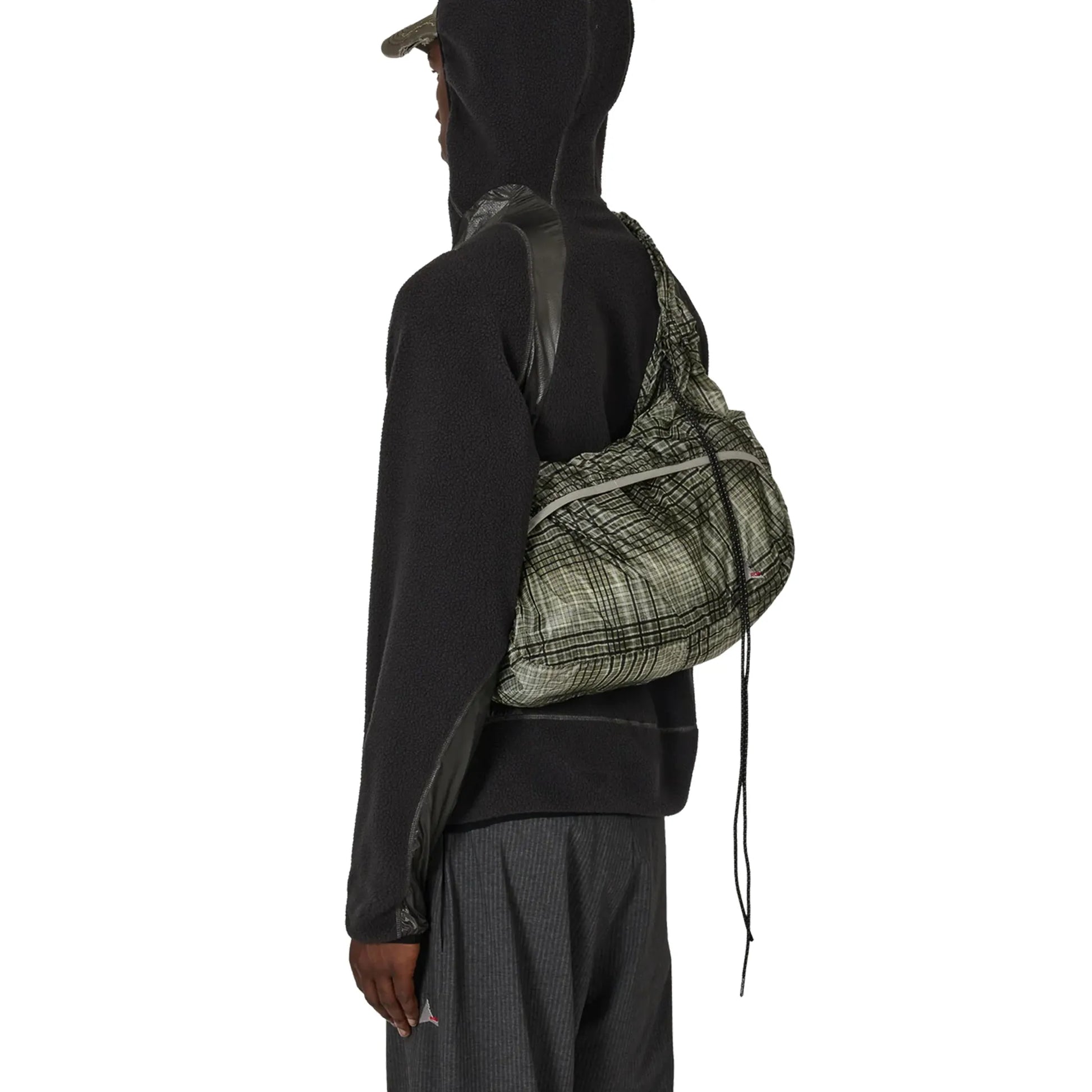 ROA - LAKI Packable Knot Bag Black/Green – STUDY SHOWROOM STORE