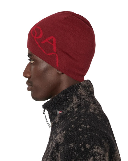 ROA LOGO Wool Beanie Burgundy 着用イメージ