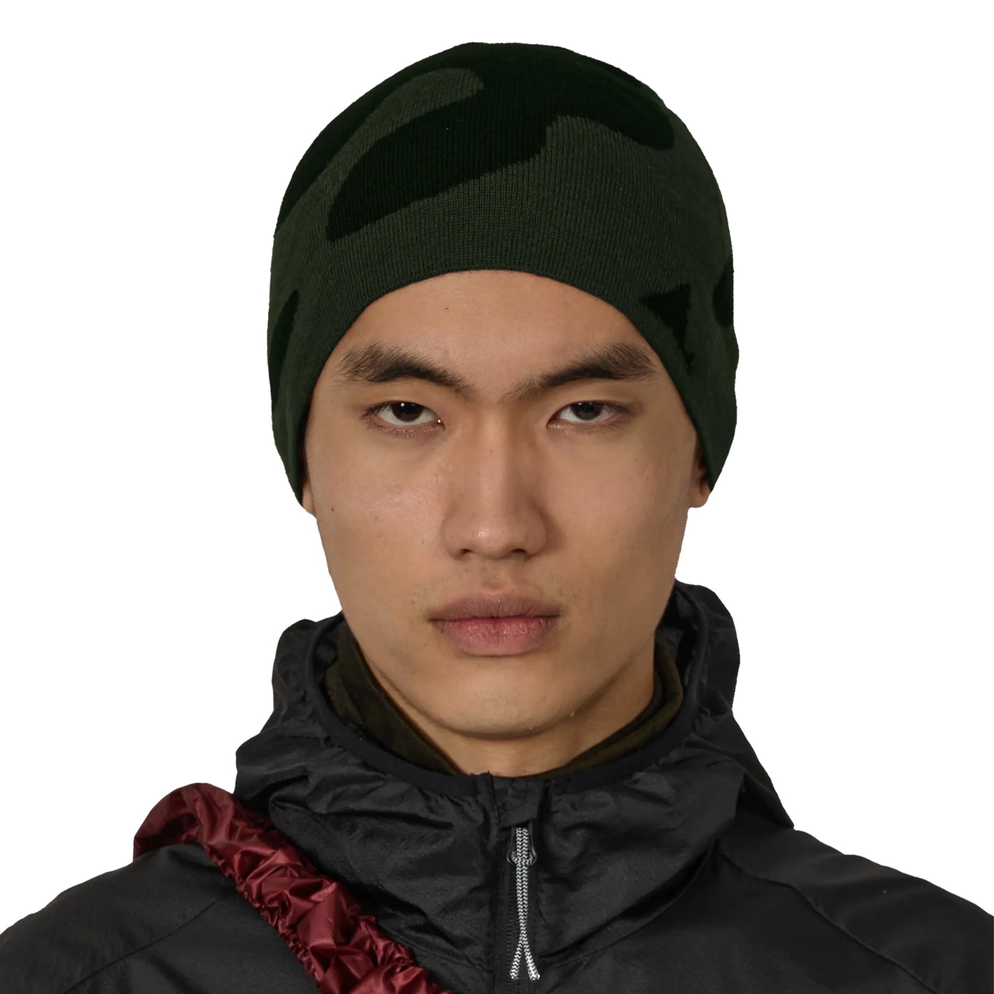 ROA MAGMA Wool Beanie Dark Green Black 着用画像 正面