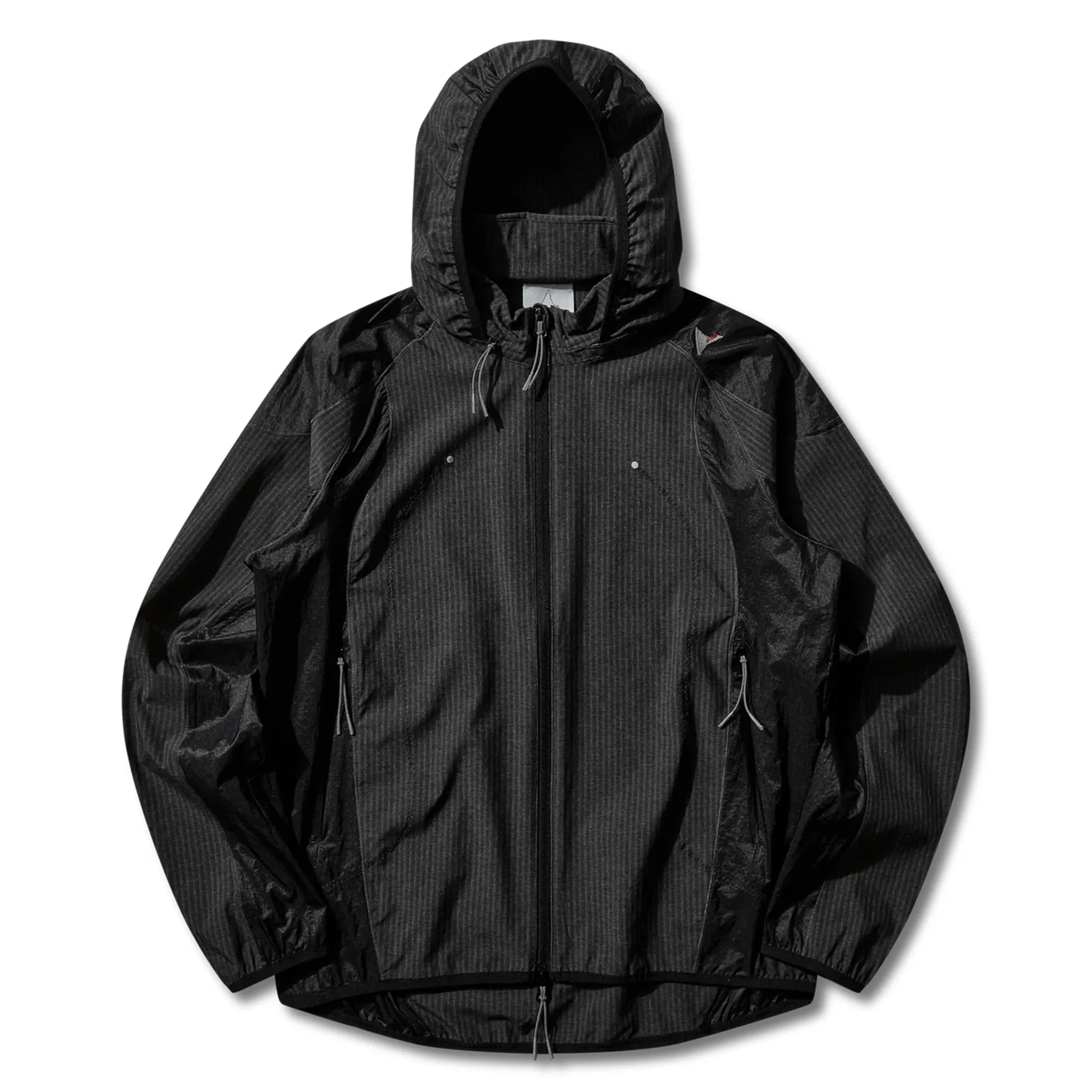 ROA Numb Pinstriped Hooded Wind Jacket Black フロントデザイン 隠しフーディー仕様