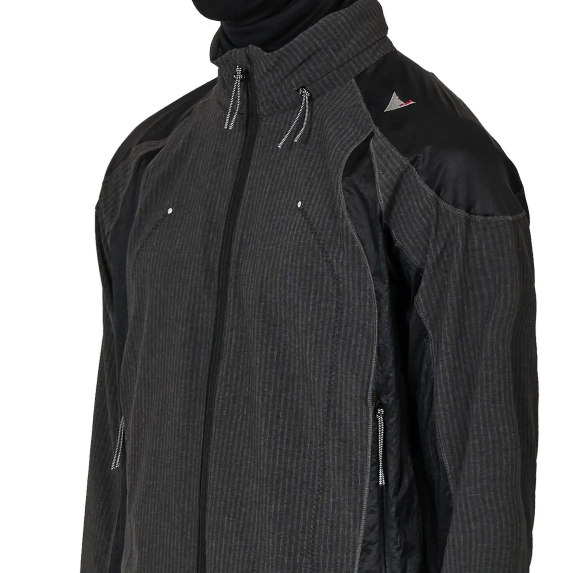 ROA Numb Pinstriped Hooded Wind Jacket Black フロントデザイン ファスナー仕様