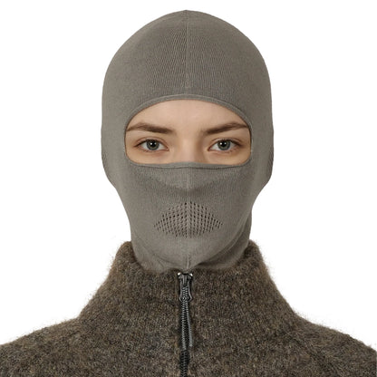 ROA OWL Seamless Biofil® Breathable Balaclava Light Grey 女性着用画像 正面