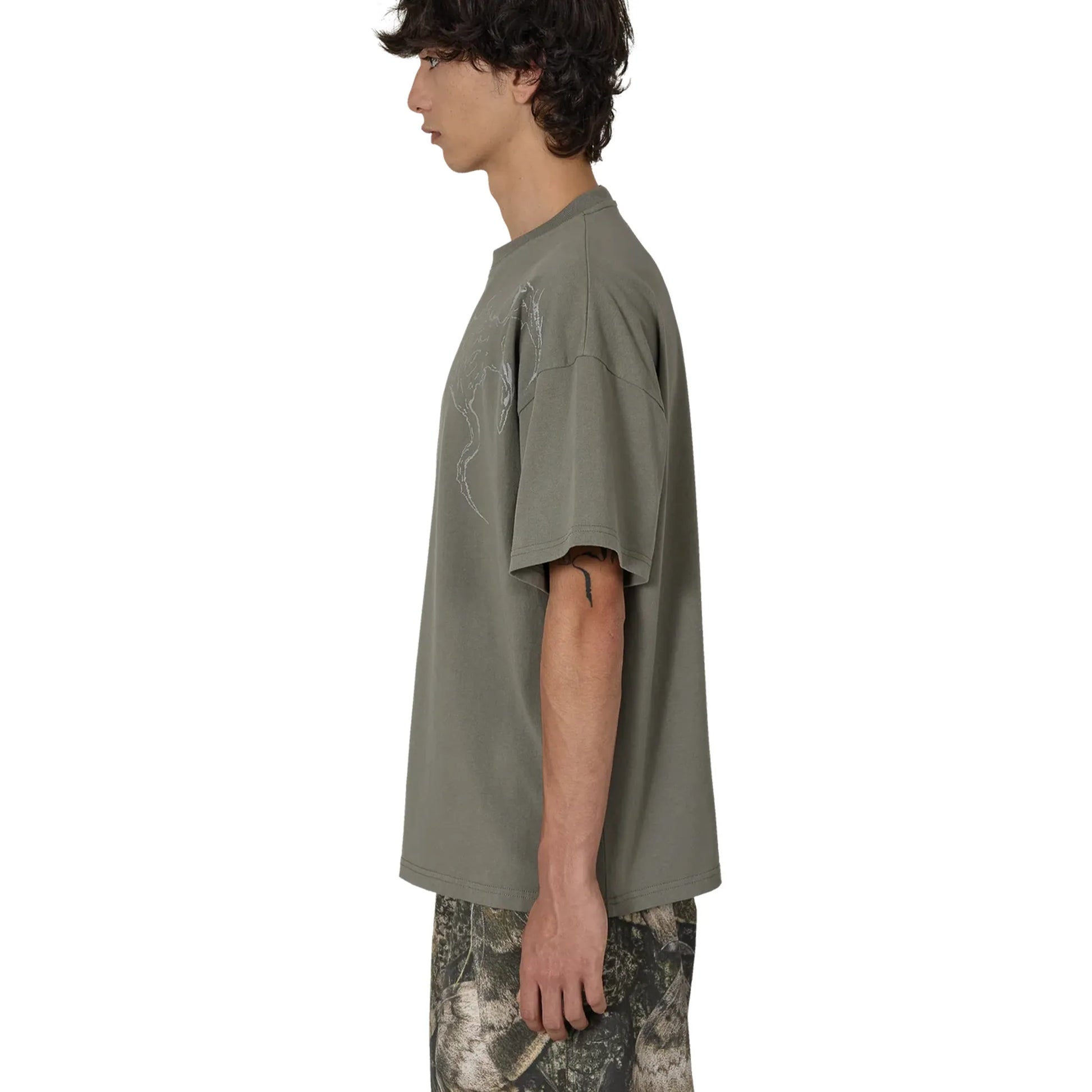 ROA Ryli T-Shirt Grey サイドシルエット フィット感