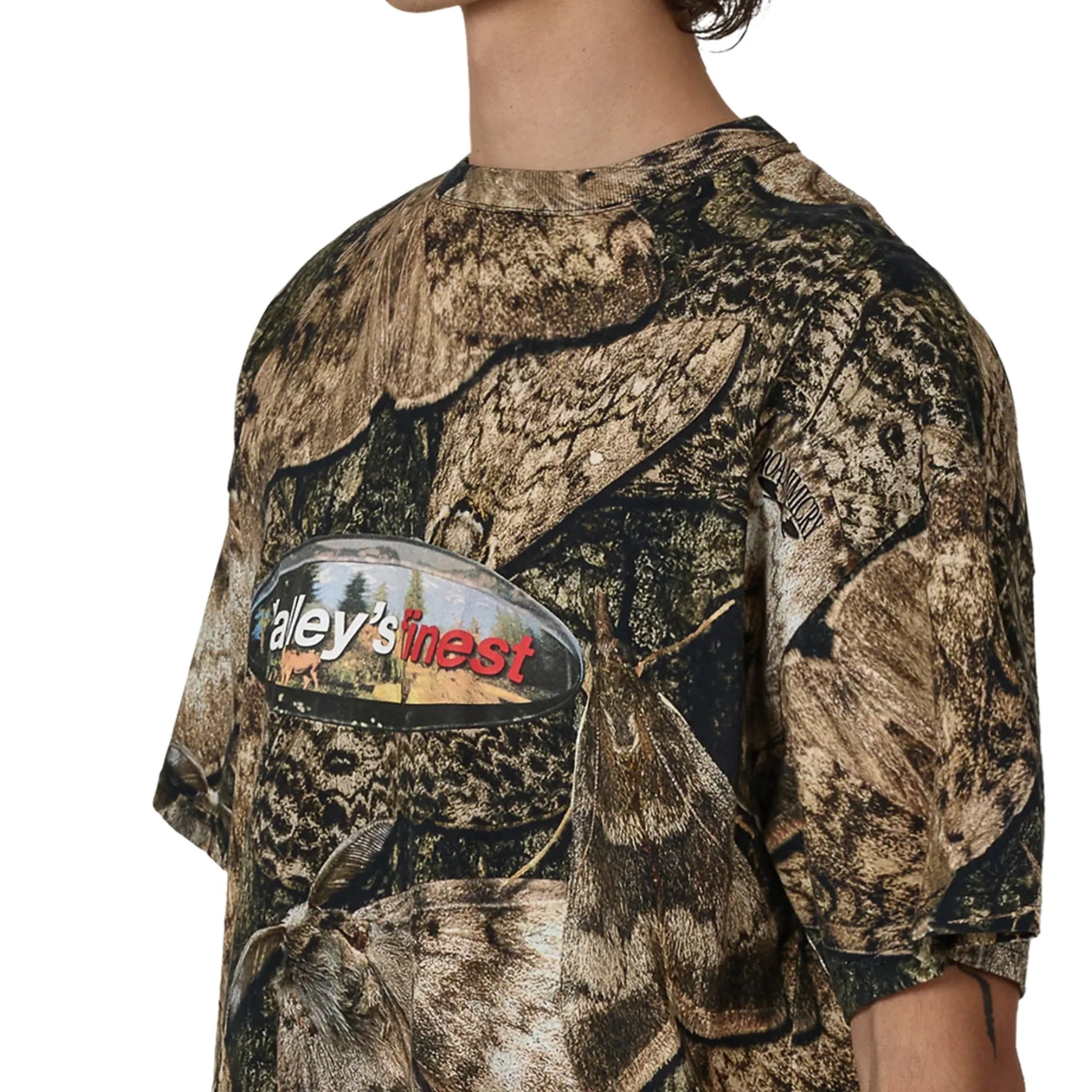 ROA Senter T-Shirt Brown サイドシルエット チェストディテール