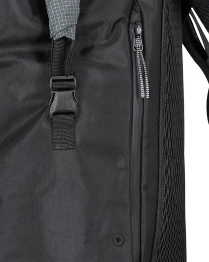 ROA TESTUDO 30L Technical Shell Backpack Black Dark Grey ジップディテール