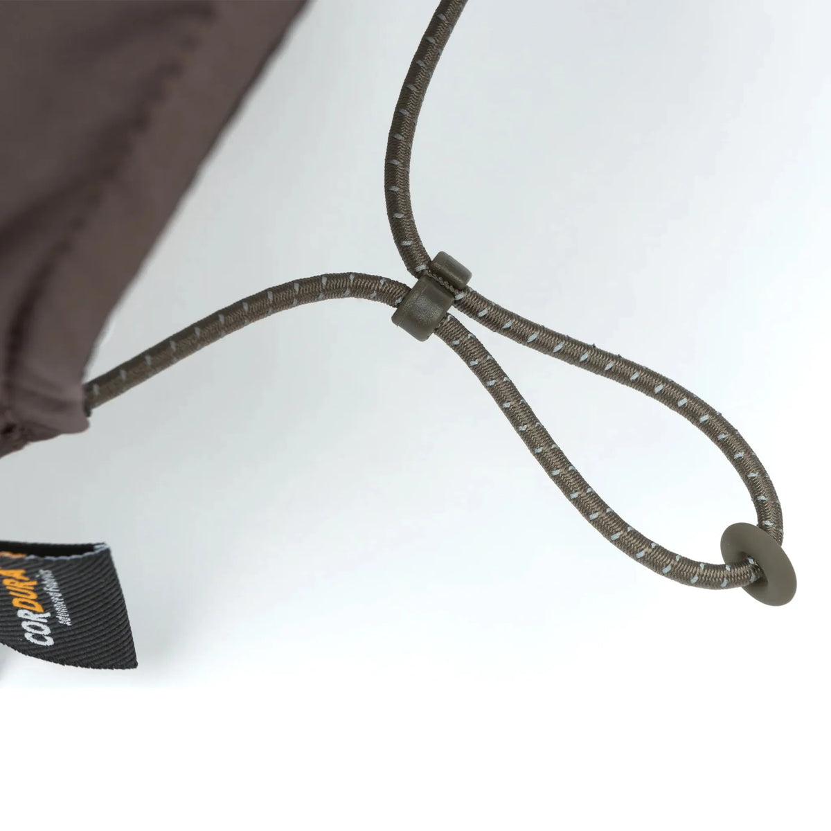 SATISFY PeaceShell™ Cordura® Trail Cap Falcon バンジーコード