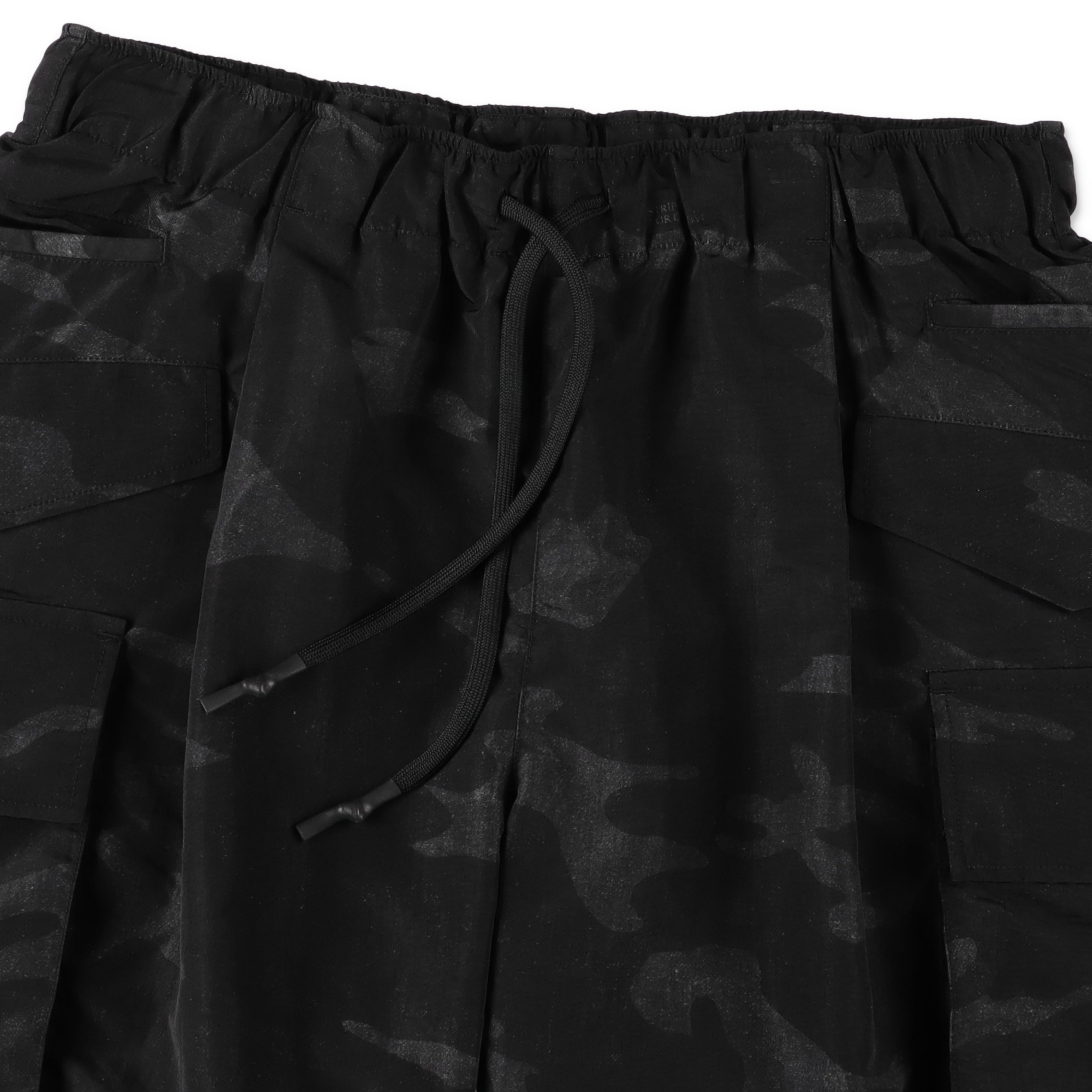S.F.C CAMO BAGGY CARGO SHORTS - Black Camo – STUDY SHOWROOM STORE