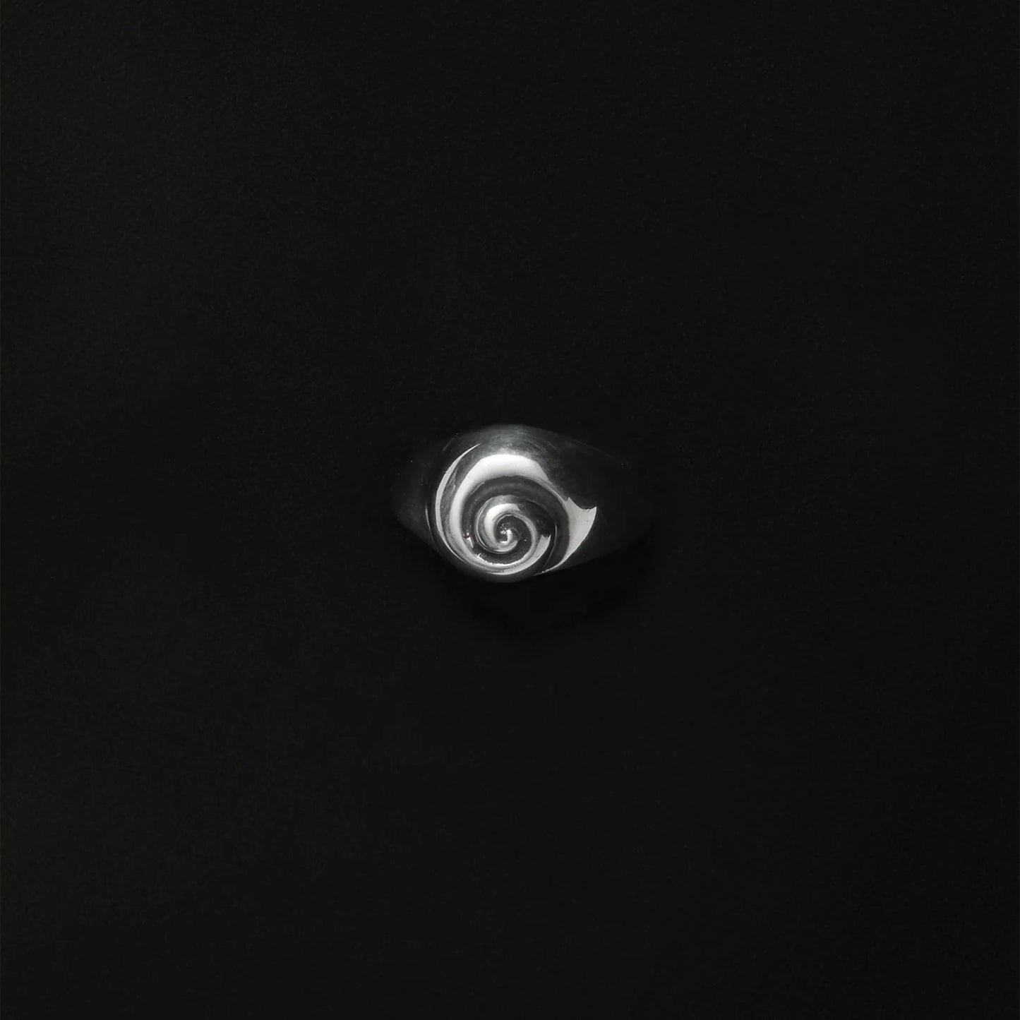 SOPHIE BUHAI Small Nautilus Ring Sterling Silver【SS22-R02-SS】