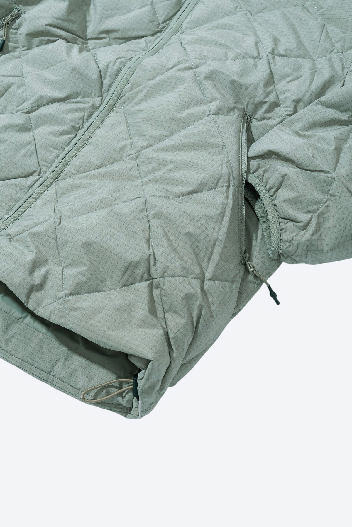 Hiking Patrol Base Grid LT Down Hooded Jacket Thyme ポケット詳細