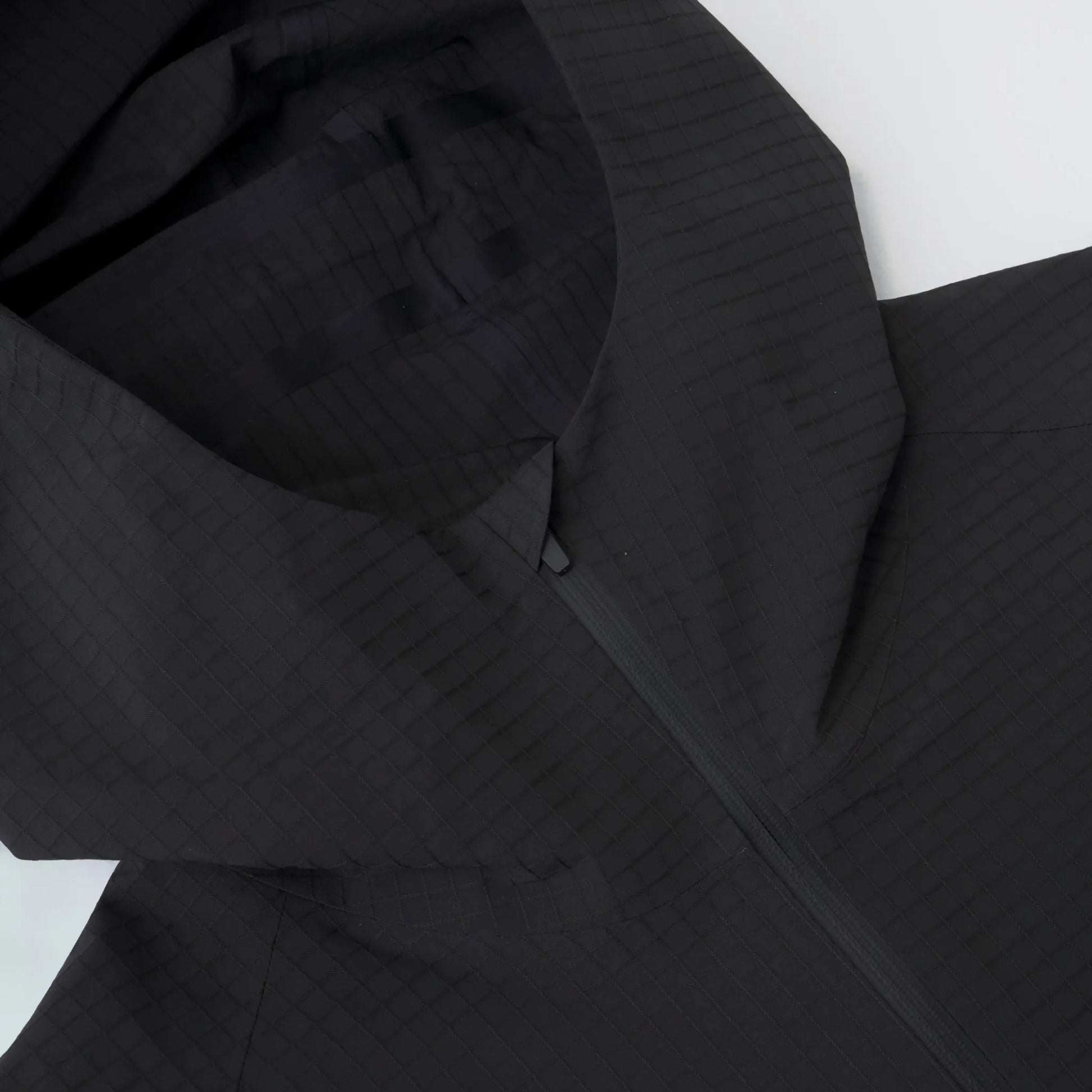 Hiking Patrol WAYPOINT RIPSTOP HOODED JACKET CHARCOAL BLACK 首元ディテール ファスナー仕様 止水ジップ仕様