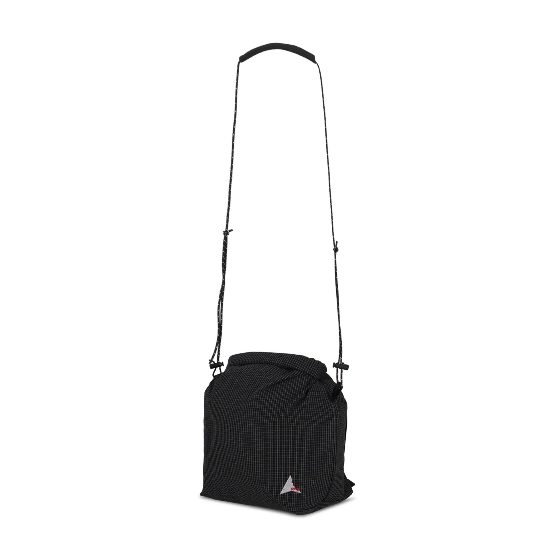 ROA YUNA Reinforced Crossbody Bag Black 側面