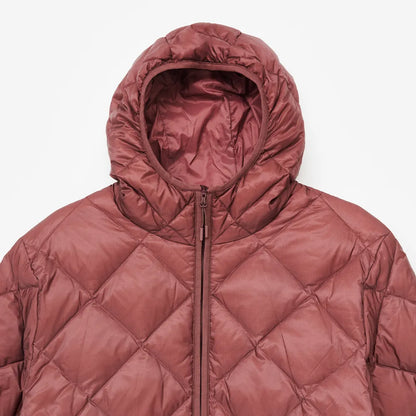 Hiking Patrol BASE LT DOWN HOODED JACKET MAROON　首元詳細