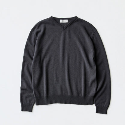 ENCOMING  Knitted V Neck Jumper Chacoal【KNVJU-CH】フロント画像