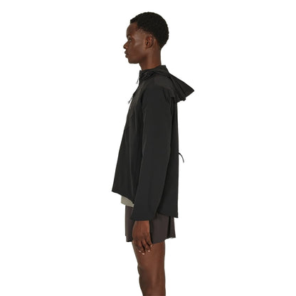 ROA Windbreaker Black サイドビュー