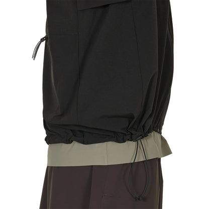 ROA Windbreaker Black 裾ディテール（ドローコード）