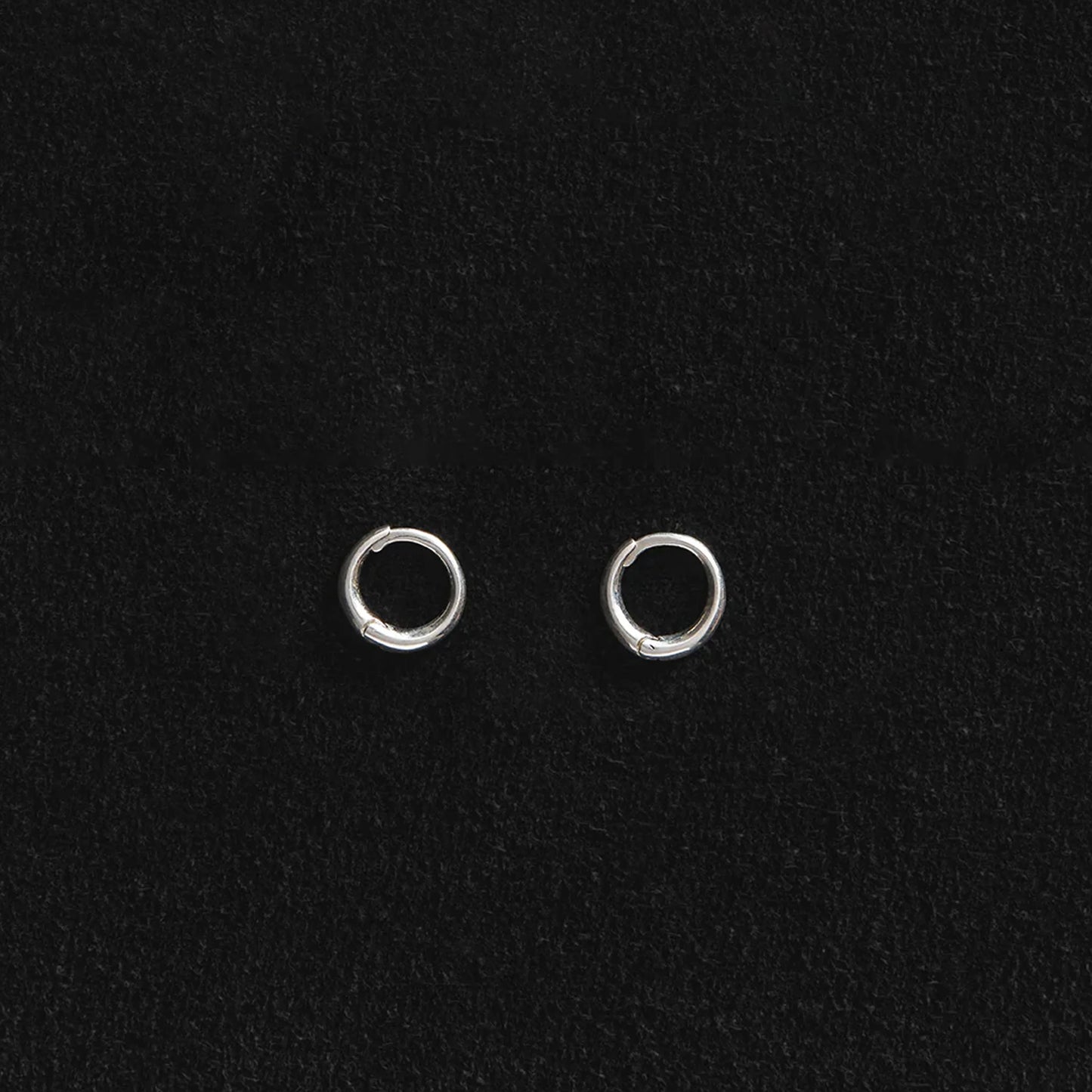 SOPHIE BUHAI Medium Nouveau Hoops Sterling Silver [R24-E08-SS]
