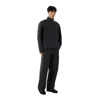 ARC'TERYX VEILANCE Isogon MX Jacket Men's Black 着用全身