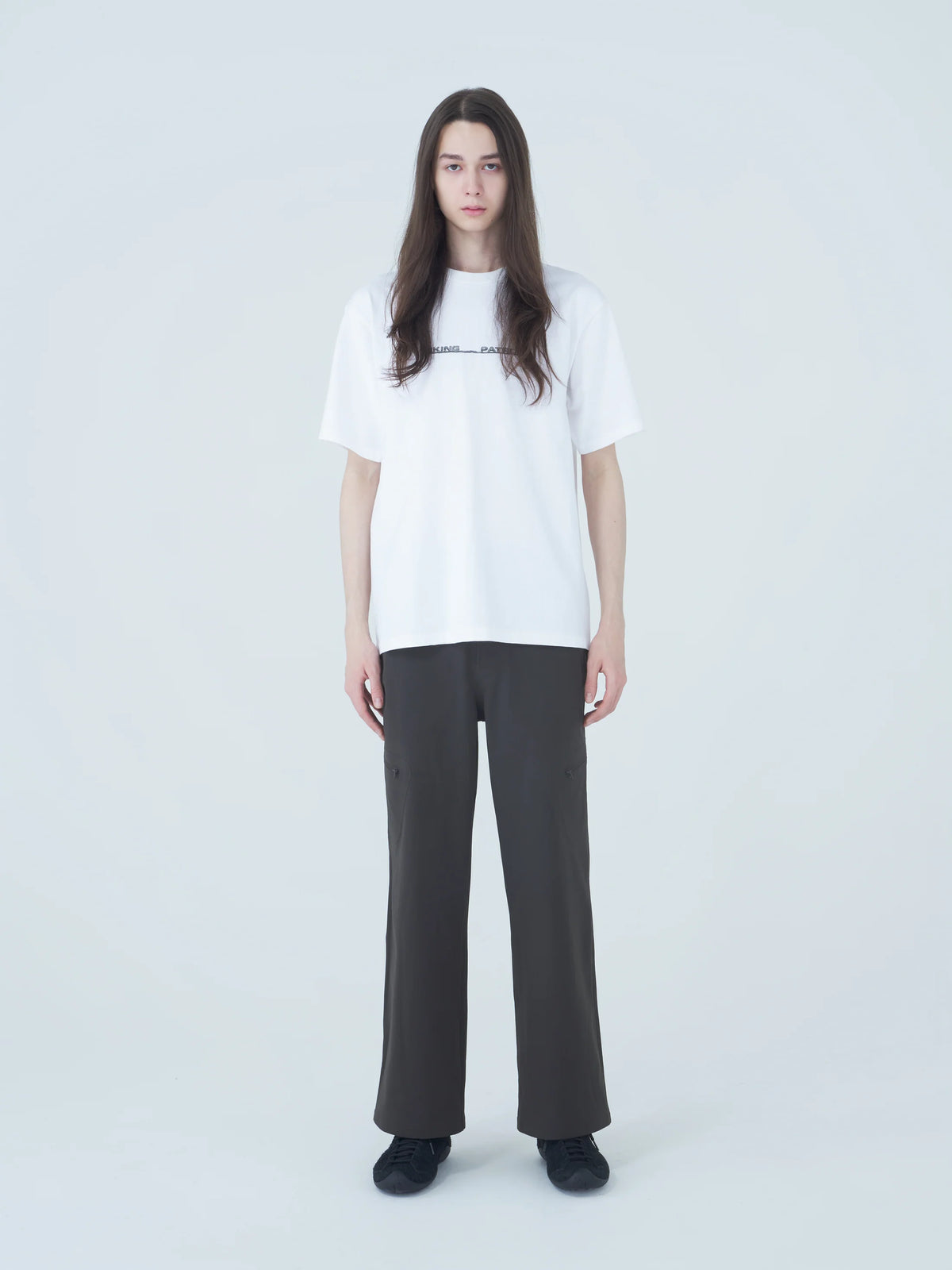 Hiking Patrol Ink Drop S/S T-Shirt White 全身スタイリング