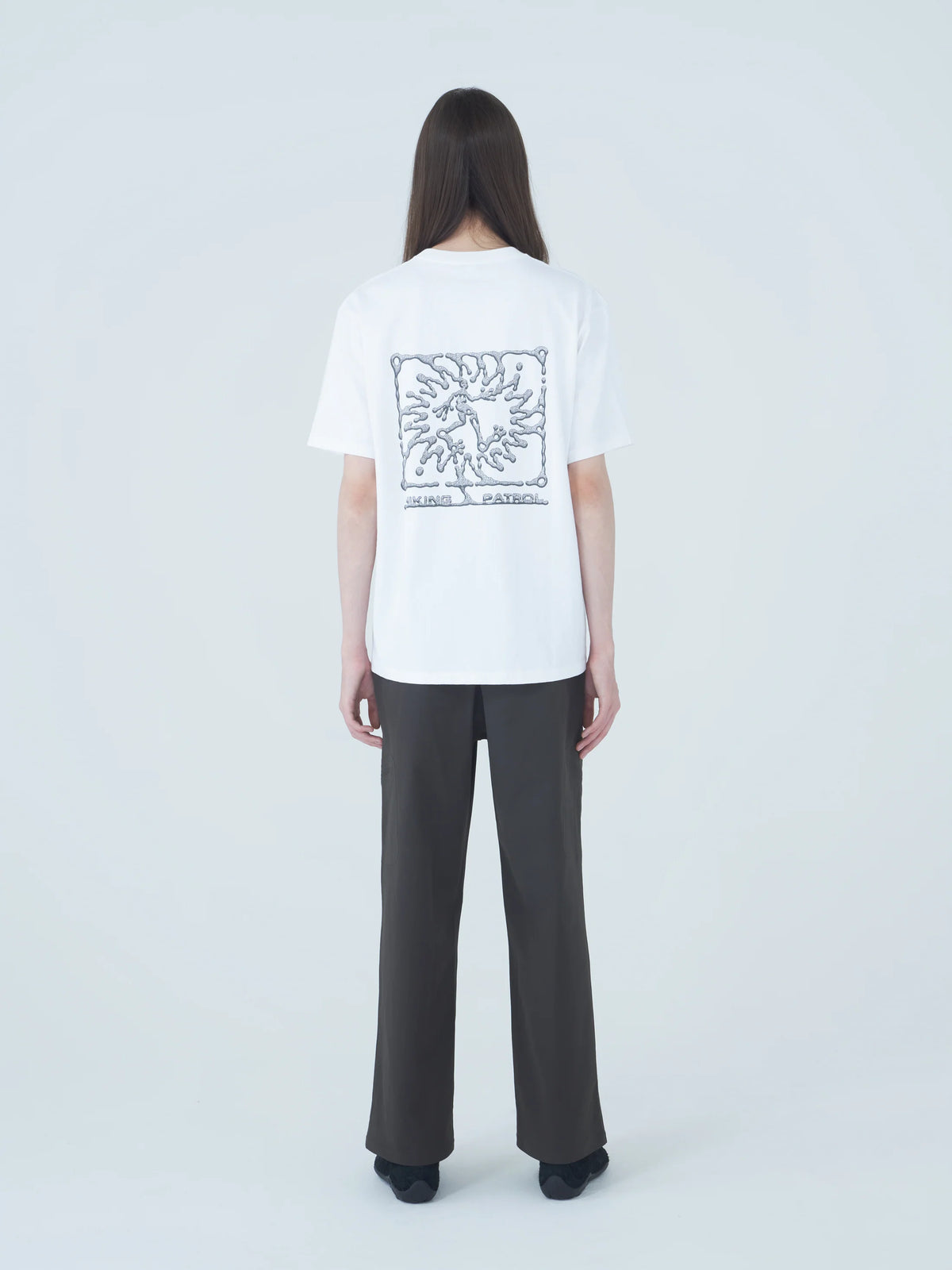 Hiking Patrol Ink Drop S/S T-Shirt White 背面 着用イメージ